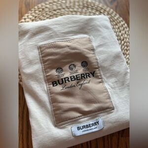 Burberry Tan Logo Patch T-Shirt 5 XL